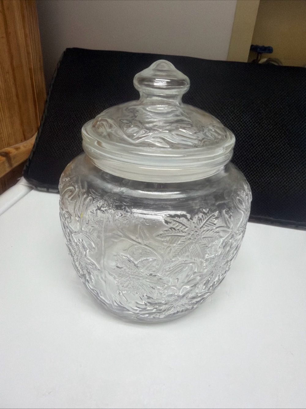 Princess House Fantasia small canister by 7” item 5212